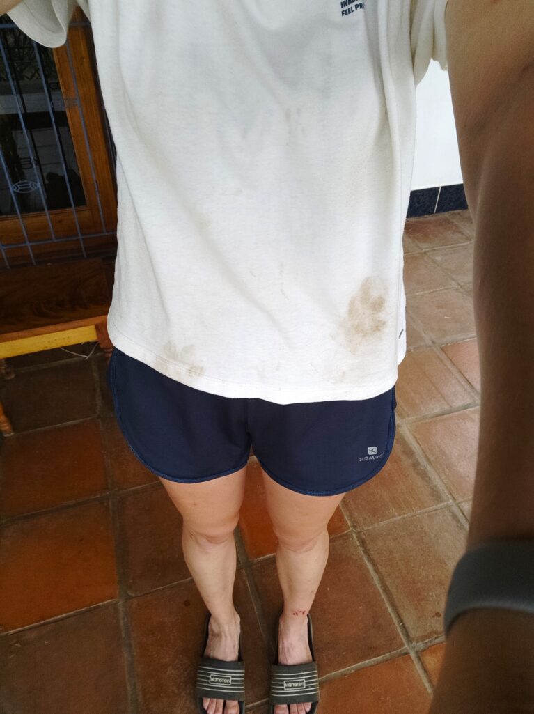 Dreckige Kleidung beim Backpacking