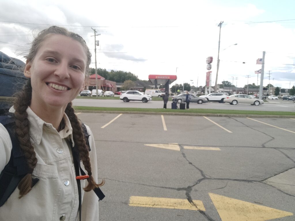 Selfie am Straßenrand in Kleinstadt der USA
